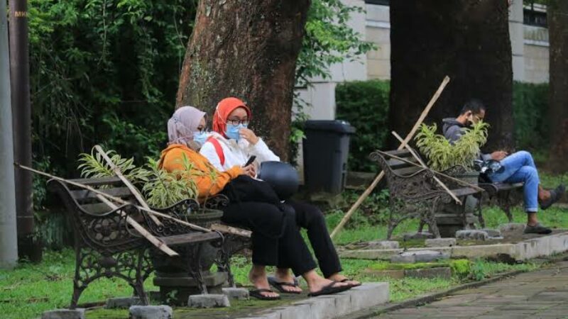 nampak kursi yang sudah dipalang masih bisa di pakek