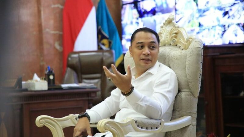 walikota surabaya eri cahyadi