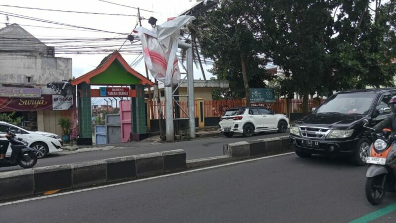 spanduk lepas