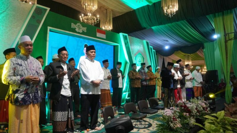Ketua dan Pimpinan DPRD Hadir dalam Acara Haul di Ponpes Sabilurrosyad