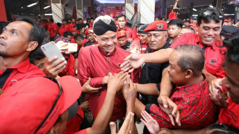 ganjar saat bertemu kader banteng di boyilali