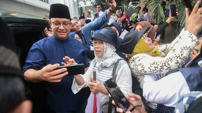 Bacapres dari koalisi Perubahan untuk Persatuan Anies Baswedan saat bersilaturahmi ke kediaman Ki Dalang Tengkleng di Desa Ketitang, Kecamatan Nogosari, Kabupaten Boyolali